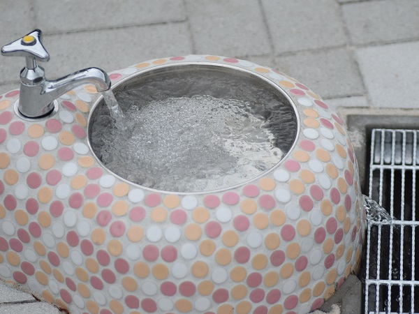 水飲み【モザイクタイルタイプ】
